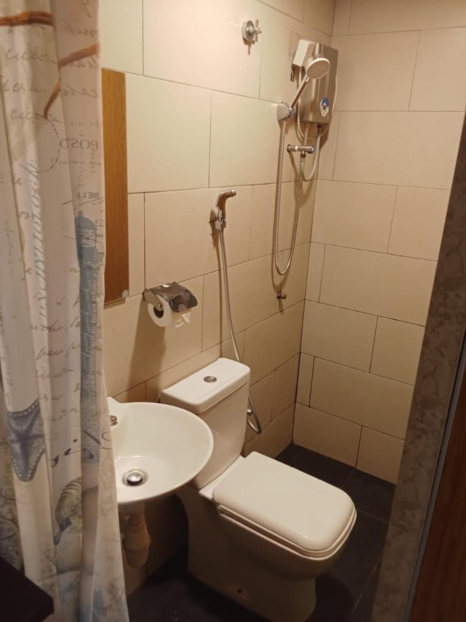 33 Star Hotel By The Awinka Group Of Management Kuala Lumpur Dış mekan fotoğraf